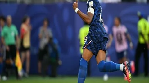 世界杯 112305 6